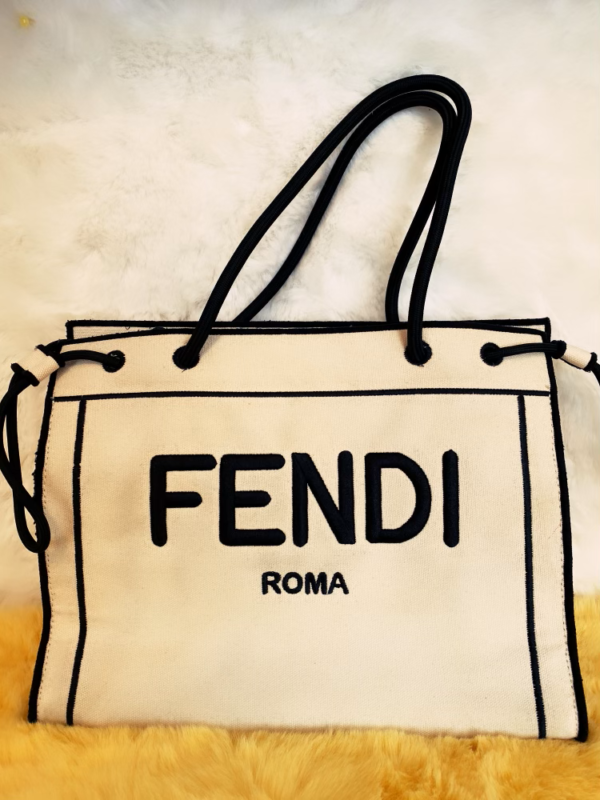 Fendi Roma Large Bag - Beige